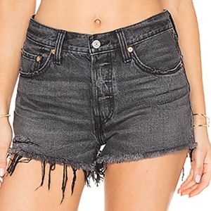 Levi’s 501 black shorts